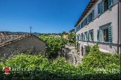 PRESTIGIOUS 17TH CENTURY VILLA WITH 12 HA OF LAND FOR SALE, LUCCA, TUSCANY