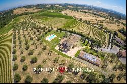 BEAUTIFUL WINE RESORT FOR SALE IN TUSCANY, SIENA, STATE OF THE ART WINERY, 25 HECTARES OF