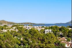 Villa with views to the bay of Puerto Pollensa