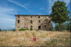 HISTORICAL ESTATE FOR SALE IN FLORENCE - CHIANTI