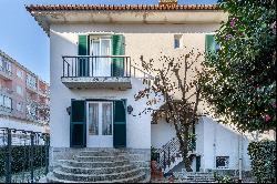 Detached house, 5 bedrooms, for Sale