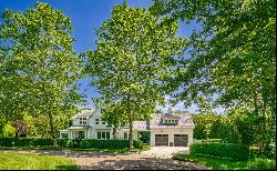 LUXURIOUS VILLAGE OASIS IN EAST HAMPTON