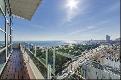 Singular penthouse with stunning panoramic sea views