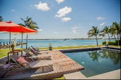 Private Waterfront Villa in famed Ocean Club Estates