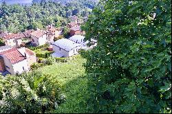 Building plot with Lake Lugano view in prestigious residential area for sale