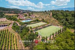 CHIANTI ARETINO, 80 HA ESTATE WITH RESORT AND VINEYARD FOR SALE