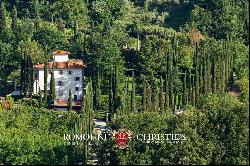 Tuscany - HISTORIC MANSION WITH 40.6 HECTARES FOR SALE IN VALDARNO