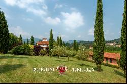 40.6-HA ESTATE WITH HISTORIC VILLA FOR SALE TUSCANY Romolini - Christie's