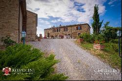 ESTATE AGRITURISMO FOR SALE MONTALCINO, TUSCANY, BRUNELLO