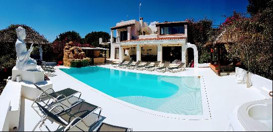 14 bedroom mini resort with stunning views and direct access to the sea near Ibiza