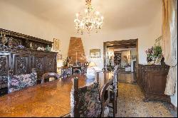 Fascinating villa in the Val di Sieve area