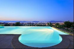 Magnificent villa close to Florence