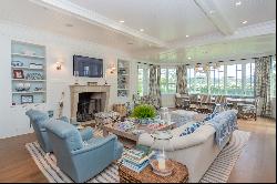 PRIVATE SAGAPONACK ESTATE ON 4 ACRES