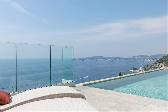 Cap d'Ail - Contemporary villa with sea view