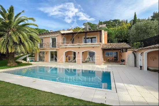 Cannes - Villa in a quiet area with sea view