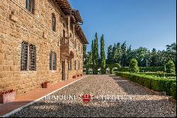 SAN GIMIGNANO: 20-KEY BOUTIQUE HOTEL FOR SALE IN TUSCANY