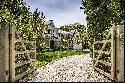 NEWLY BUILT-DESIGNER OWNED IN AMAGANSETT LANES