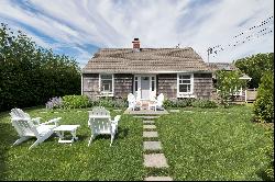 AMAGANSETT DUNES WITH A POOL