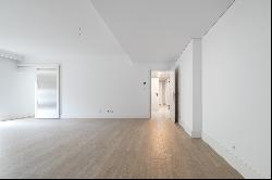 Flat, 2 bedrooms, for Sale