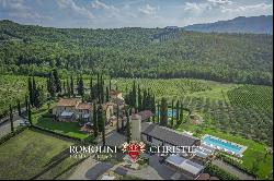 WINE RESORT FOR SALE IN CHIANTI, AREZZO