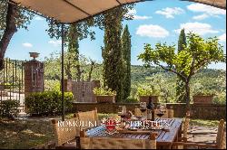 WINE RESORT FOR SALE IN CHIANTI, AREZZO