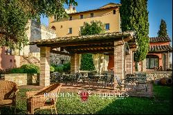 TUSCAN BOUTIQUE HOTEL FOR SALE SAN GIMIGNANO, TUSCANY