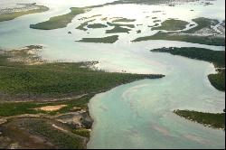 Big Bullard Cay, Southwest of Great Exuma, Exuma Cays