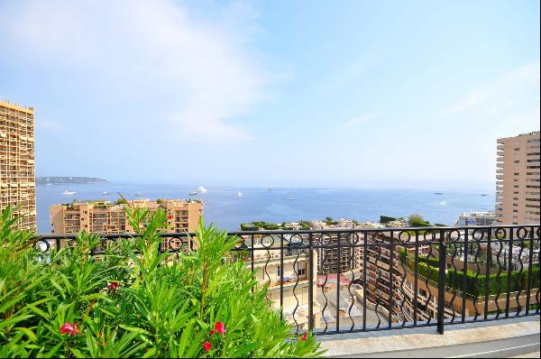 Le San Carlo, Bourgeois Penthouse in the Carré d'Or.