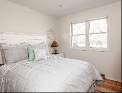 Close to Sag Harbor Village & Long Beach