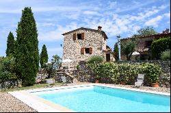 Enchanting farm in the heart of Chianti