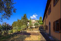 Historic Renaissance Villa with Private Hamlet