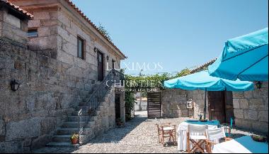 House and restaurant for sale on Paredes, Portugal