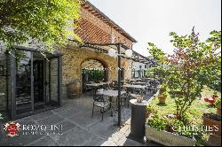 HOTEL WITH RESTAURANT PIZZERIA FOR SALE, TUSCANY, ITALY