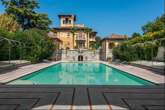 Magnificent Liberty villa with swimming pool and Spa