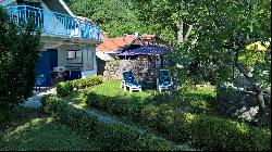 Holiday Home With A Garden, Stanisici, Budva, Montenegro, R1707