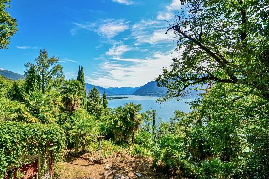 Fantastic building plot for sale in Ronco sopra Ascona with dreamlike lake views