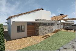 Villas just a few steps from the beach and golf course in Menorca