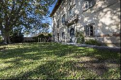 Stunning 18th century villa in the heart of Tuscany