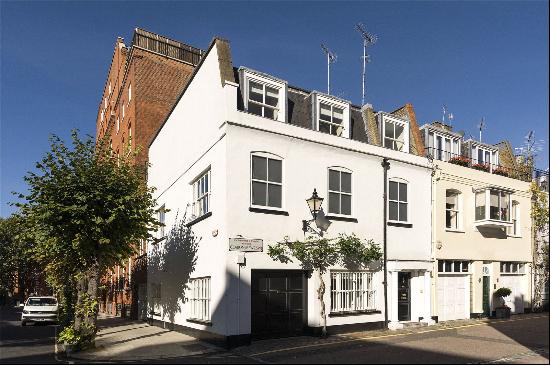 Clabon Mews, London, SW1X 0EQ