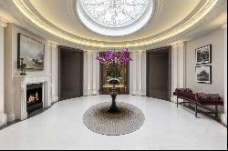 1 Grosvenor Square, Mayfair, London, W1K 4BN