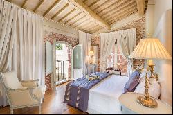 Prestigious luxury villa on the hills of Montecatini