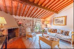 Prestigious luxury villa on the hills of Montecatini