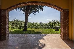 Luxury equestrian property in Tuscany