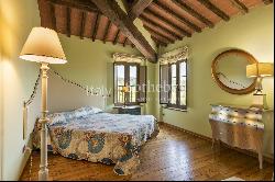 Luxury equestrian property in Tuscany