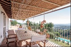 Superb villa with pool on the hills of Lucca