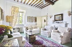 Beautiful villa with swimming pool in the countryside of Lucca