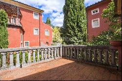 Country house on the hills of Lucca