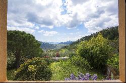 Country house on the hills of Lucca