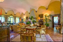 Enchanted Villa in the countryside of Vorno