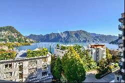 Luxury apartment in Lugano for sale with a 180° view of Lake Lugano